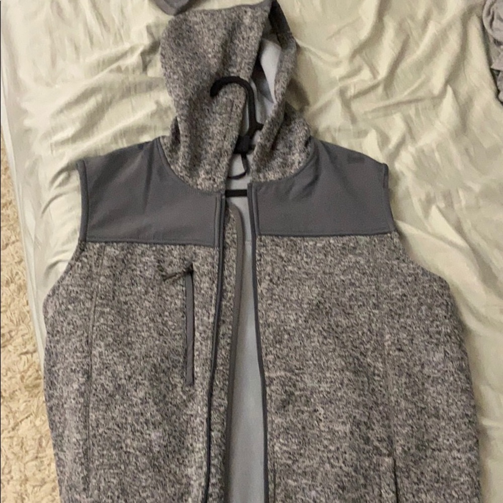 Fleece vest w/ hood